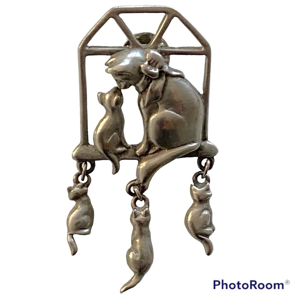 Cat Brooch Pin Vintage Pewter Metal LCD Jewelry 3 Hanging Charm Kittens